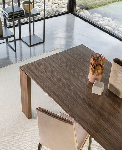Tavolo allungabile in legno, moderno ed elegante - Atllante, Riflessi