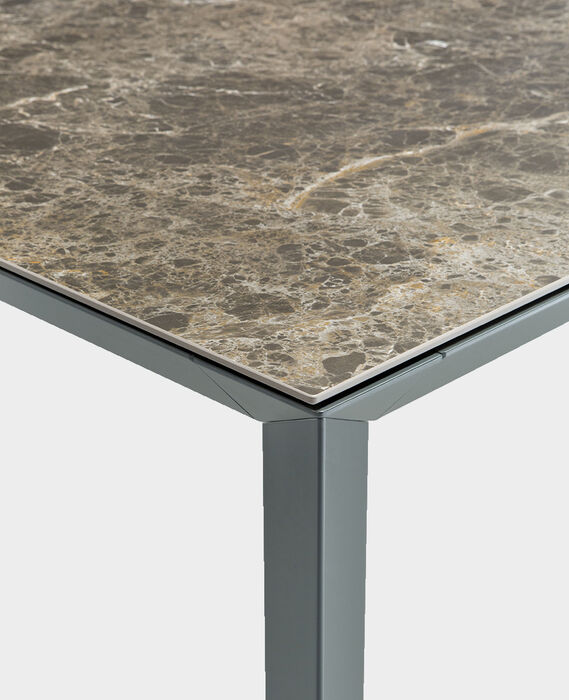 tavolo ceramica dettaglio01